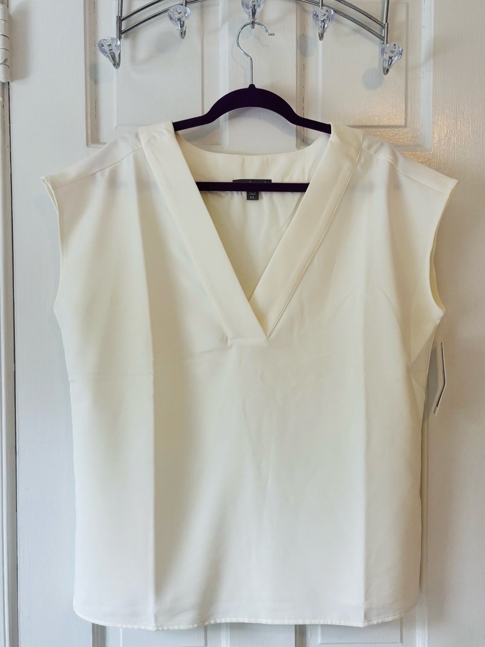 Sleeveless V-Neck Women's Top in Cream - Classic Minimal Style